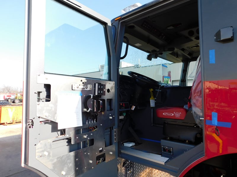 Macqueen Fire Equipment 1 14 Pic 1 (149) JPG