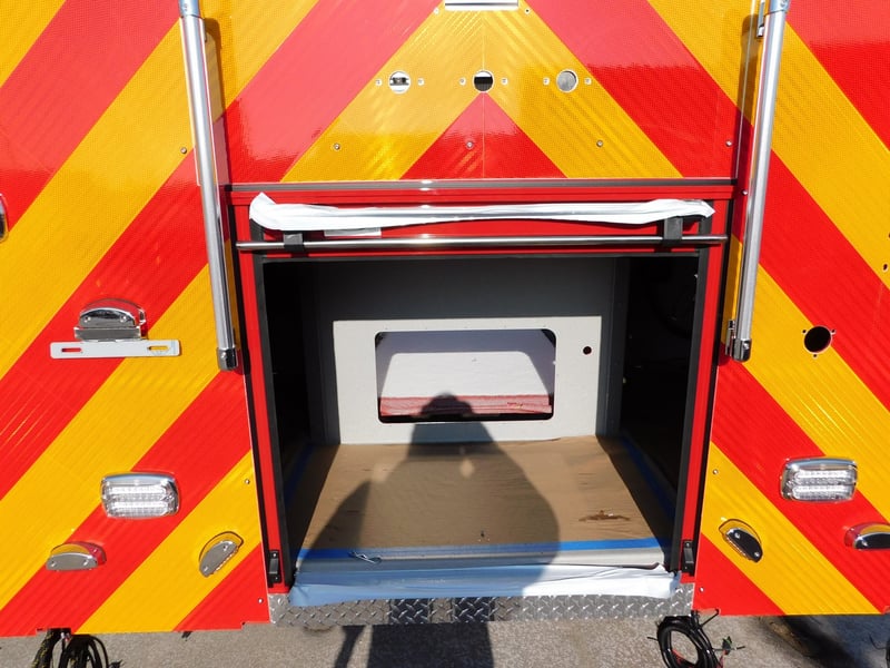 Macqueen Fire Equipment 1 14 Pic 1 (312) JPG