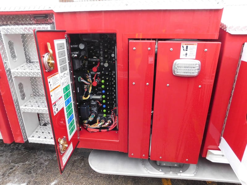 Macqueen Fire Equipment 1 14 Pic 1 (35) JPG