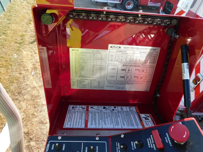 Macqueen Fire Equipment 1 14 Pic 1 (364) JPG 2