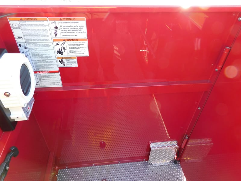 Macqueen Fire Equipment 1 14 Pic 1 (387) JPG 2