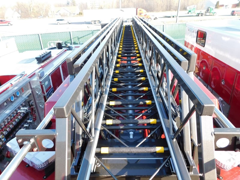 Macqueen Fire Equipment 1 14 Pic 1 (390) JPG 2