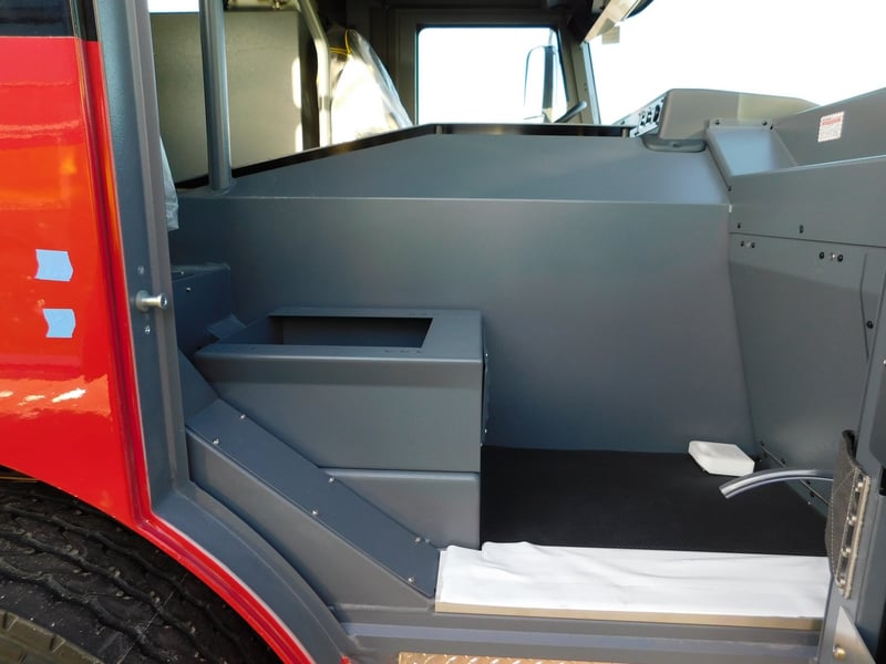 Macqueen Fire Equipment 1 14 Pic 1 (551) JPG