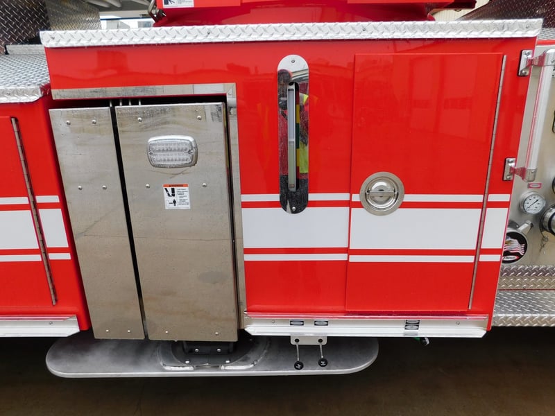 Macqueen Fire Equipment 1 14 Pic 1 (745) JPG