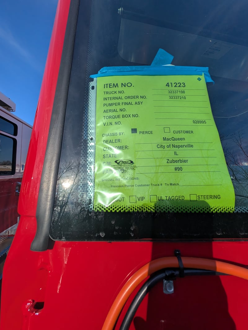 PXL 20251121 195243935 jpg