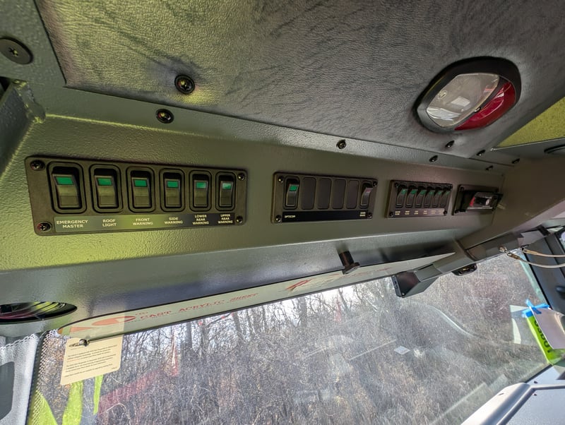 PXL 20251121 195618325 jpg