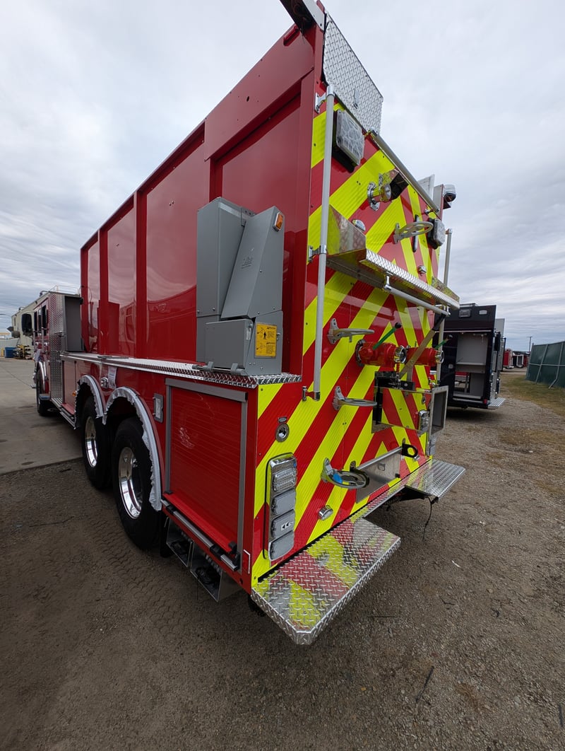 PXL 20251122 173804023 jpg