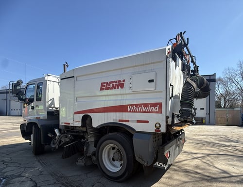 2008 Whirlwind GMC T7500