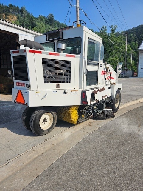 2006 Elgin Pelican P