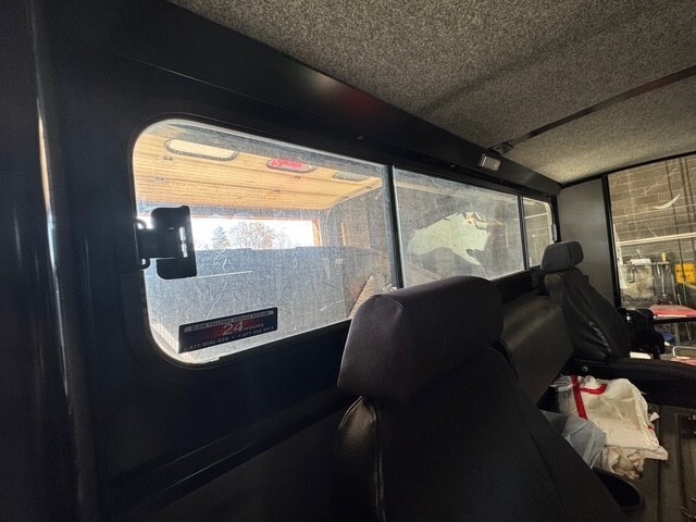 Rear Sliding Window jpg