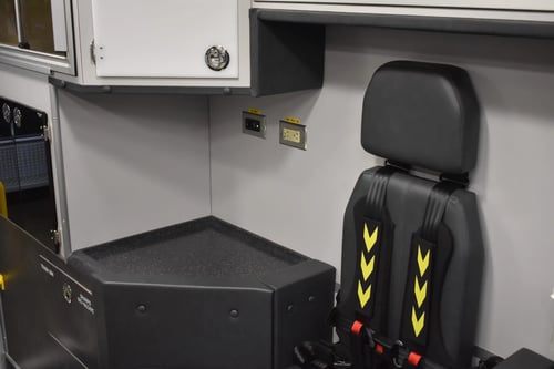 PL-Custom-Type-I-Classic-F550-4x4-Rear-Cab-Storage