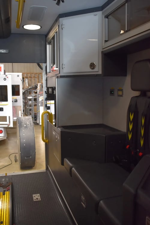 PL-Custom-Type-I-Classic-F550-4x4-Rear-Cab-Storage