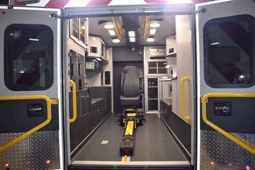 PL-Custom-Type-I-Classic-F550-4x4-Rear-Cab-Storage