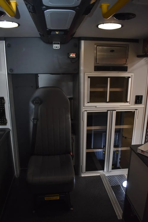 PL-Custom-Type-I-Classic-F550-4x4-Rear-Cab-Storage