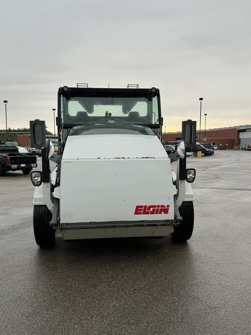 2017 Elgin Pelican NP Street Sweeper