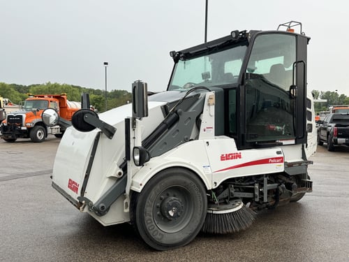 2017 Elgin Pelican NP Street Sweeper