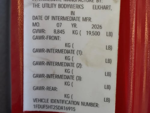 ford-f550-ambulance-passenger-front-quarter-view