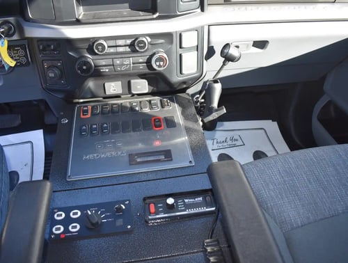 ford-f550-ambulance-passenger-front-quarter-view