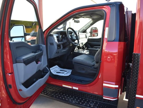 ford-f550-ambulance-passenger-front-quarter-view