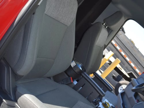 ford-f550-ambulance-passenger-front-quarter-view