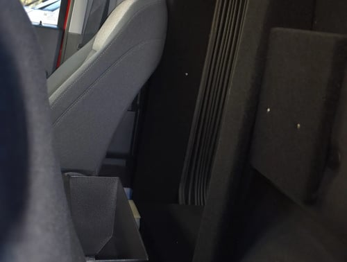 ford-f550-ambulance-passenger-front-quarter-view