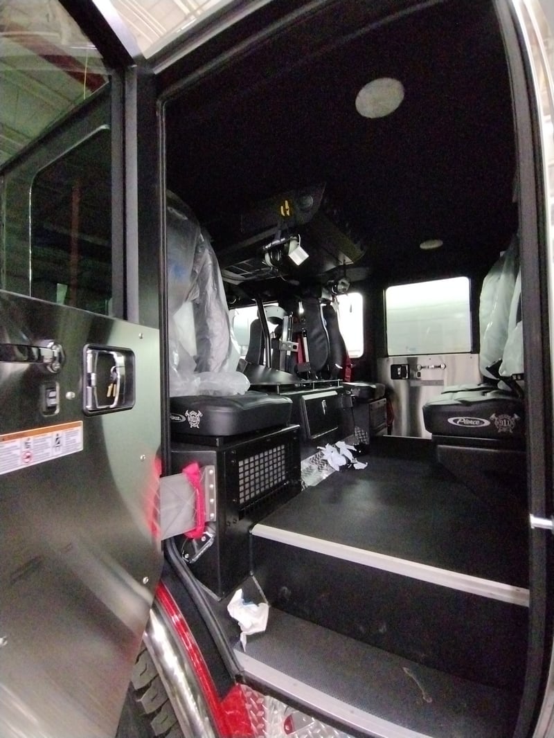 macQueen Emergency C 122 JPG