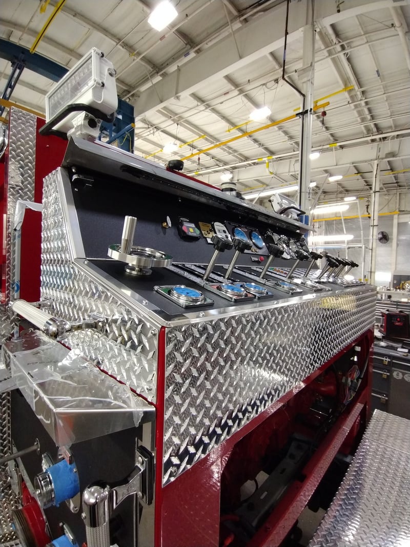 macQueen Emergency C 136 JPG