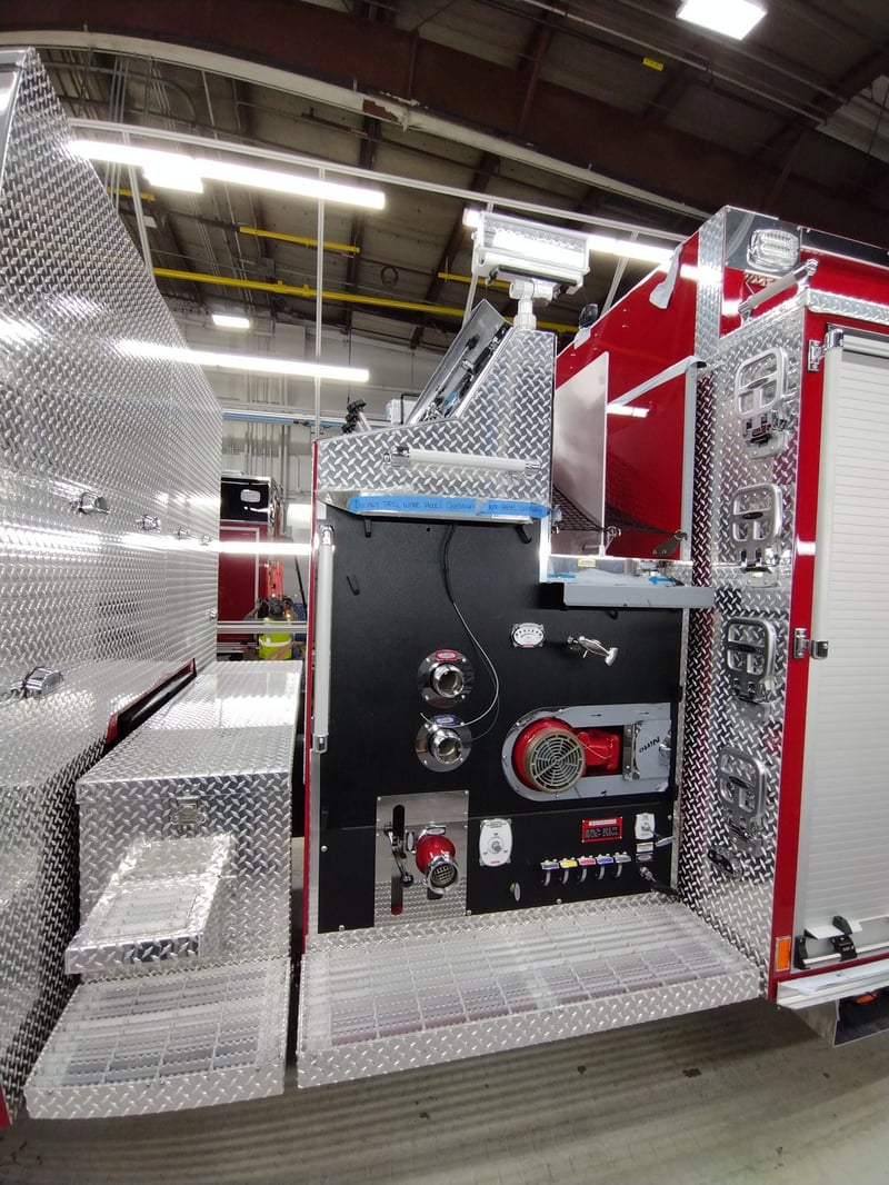 macQueen Emergency C 153 JPG