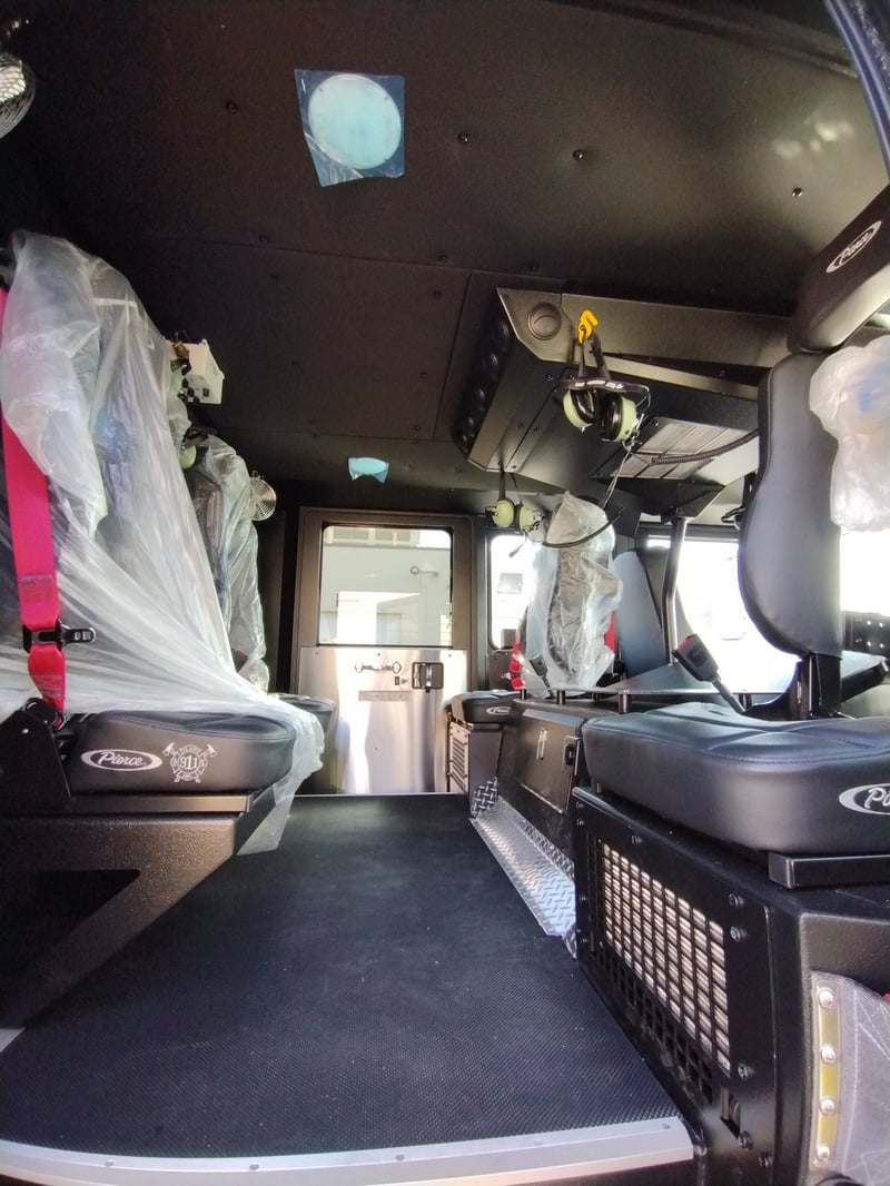macQueen Emergency C 82 JPG