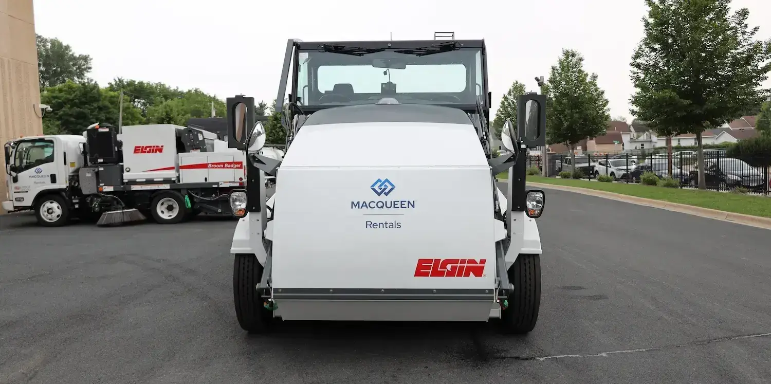 macqueen-rental-elgin-pelican