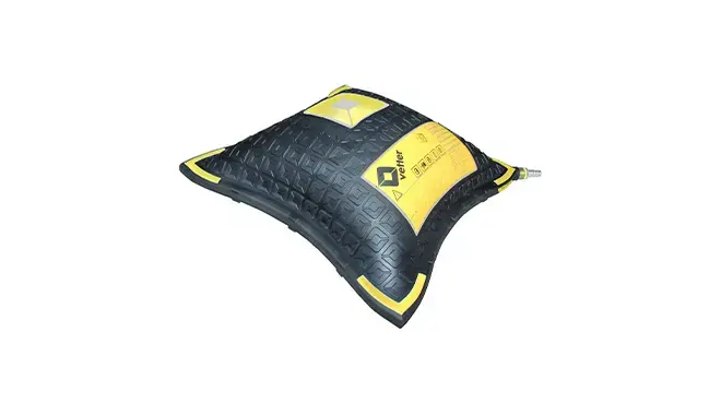 Vetter S.Tec 12 lifting bags engineered for controlled lifting, rescue support, and incident scene stabilization.