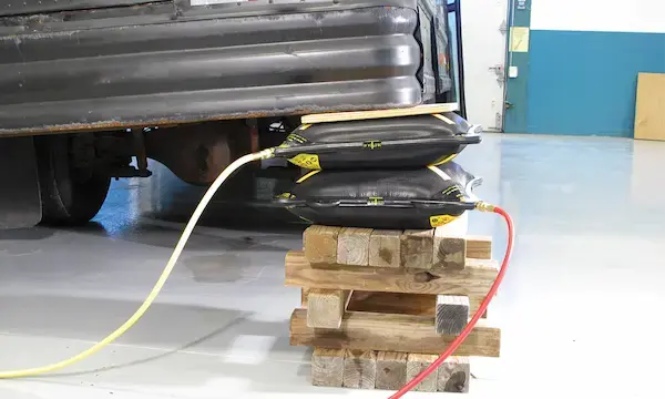 Paratech MaxiForce air lifting bag designed for high-capacity lifting, stabilization, and emergency rescue operations.